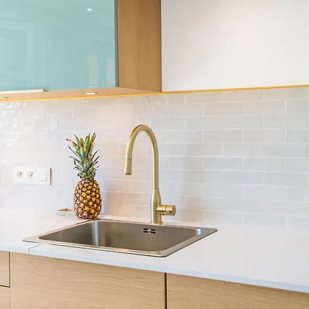 Sublime 3p à La Frontière De Monaco *